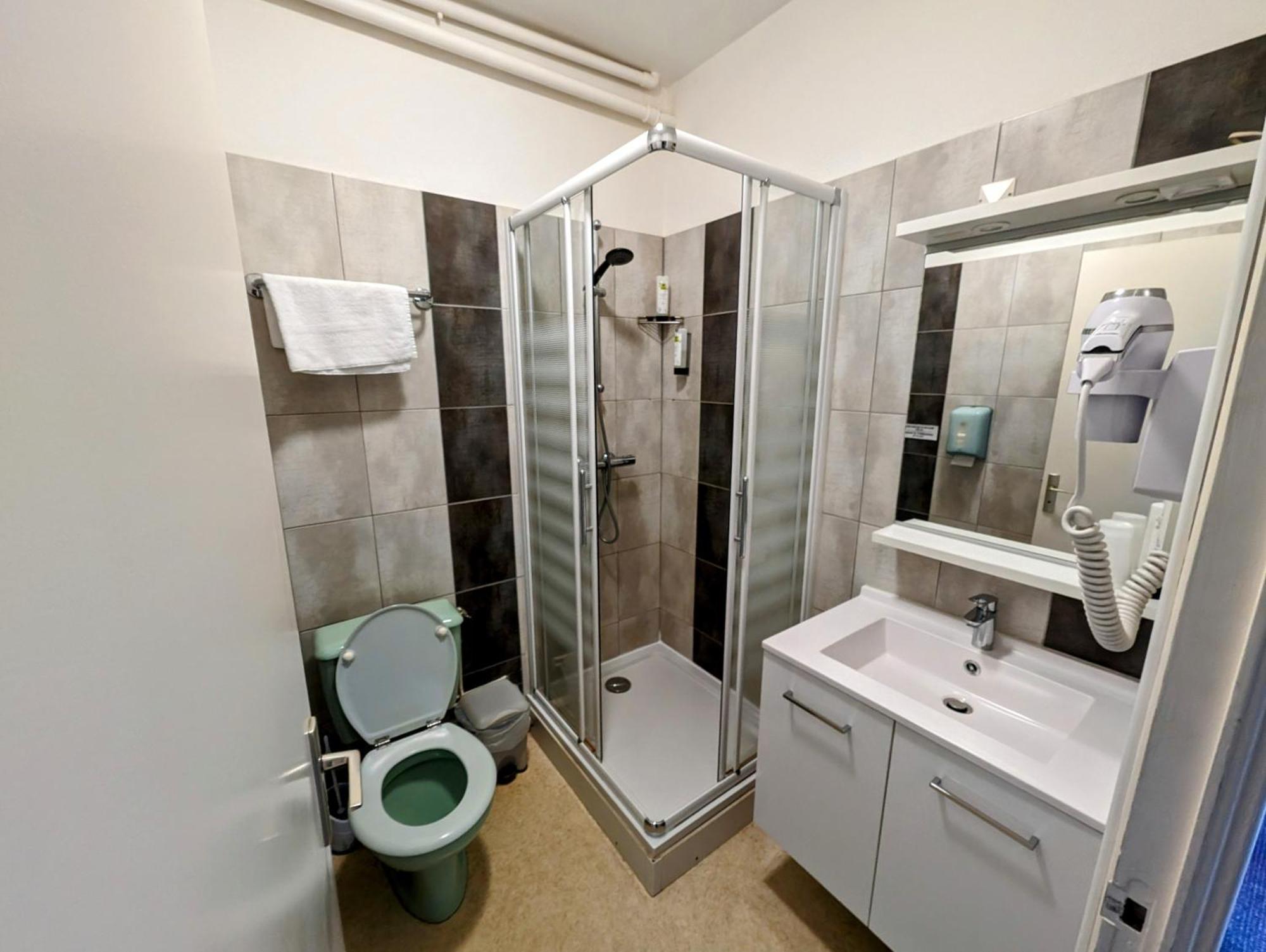 Logis Hotel Le Beau Site 샹봉 쉬르 라크 외부 사진