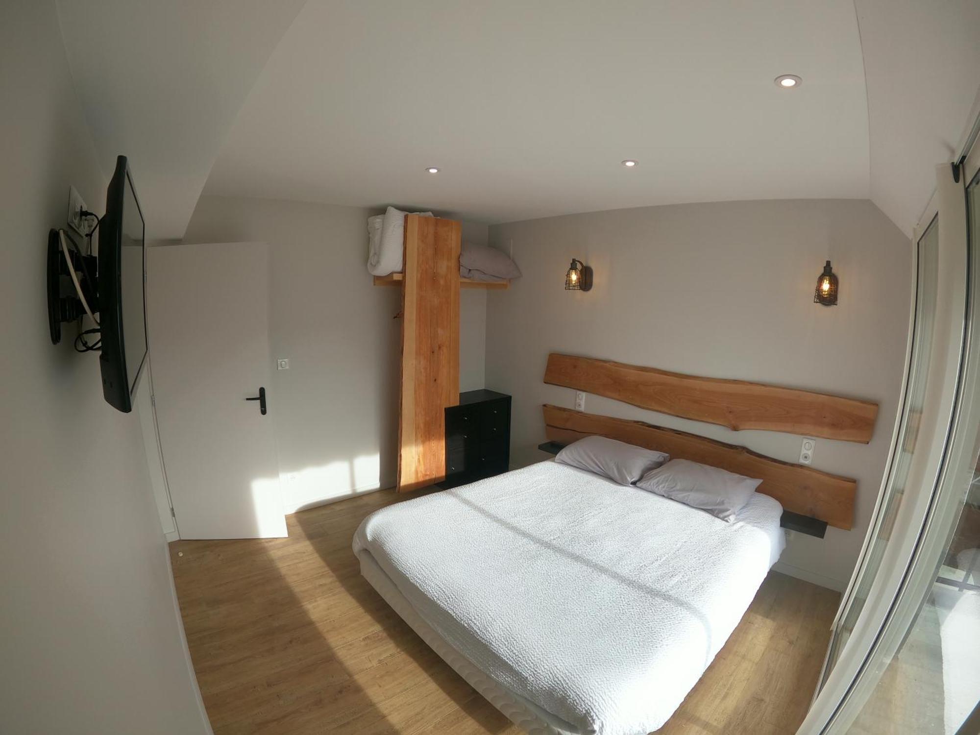 Logis Hotel Le Beau Site 샹봉 쉬르 라크 외부 사진