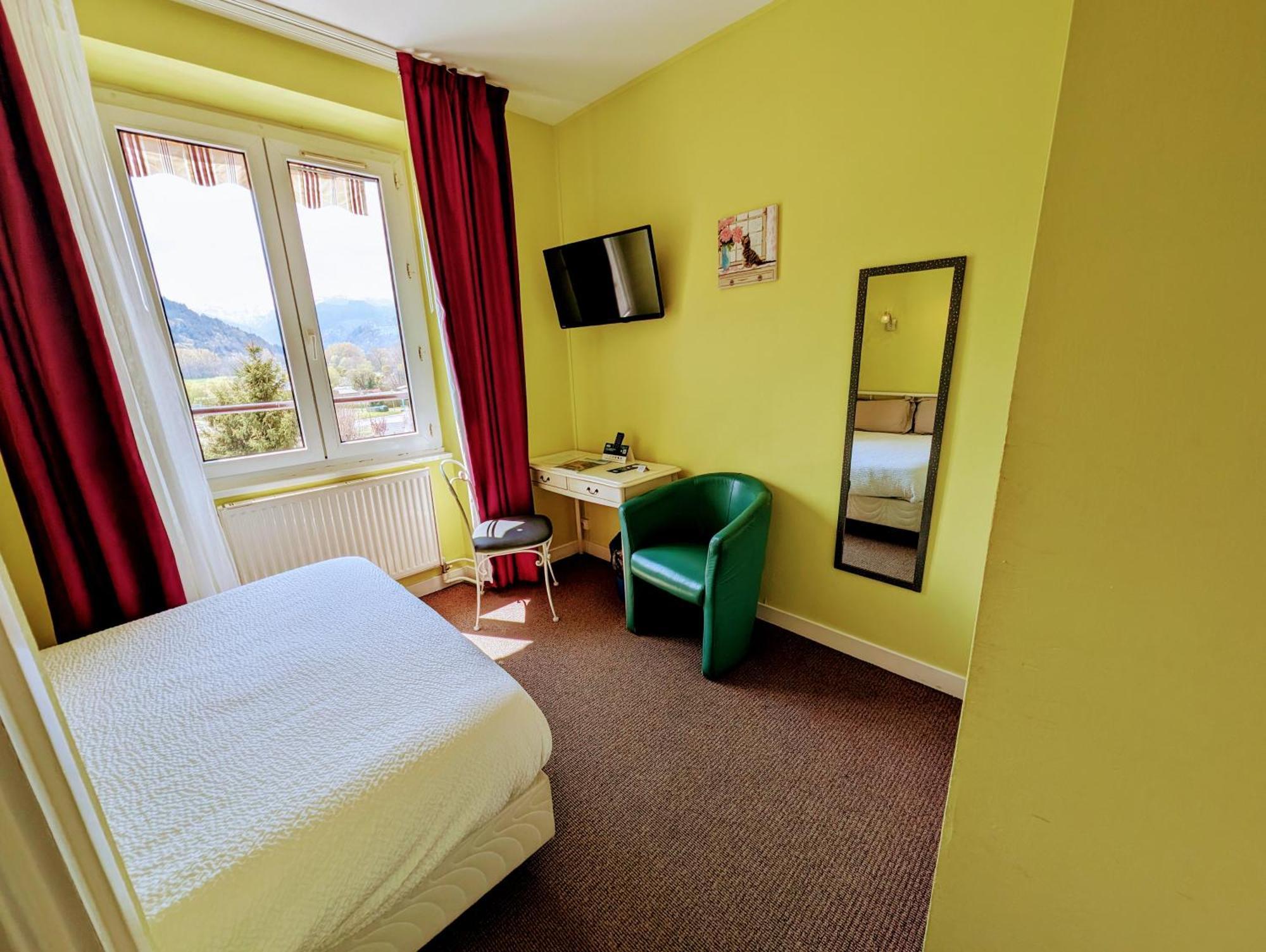 Logis Hotel Le Beau Site 샹봉 쉬르 라크 외부 사진