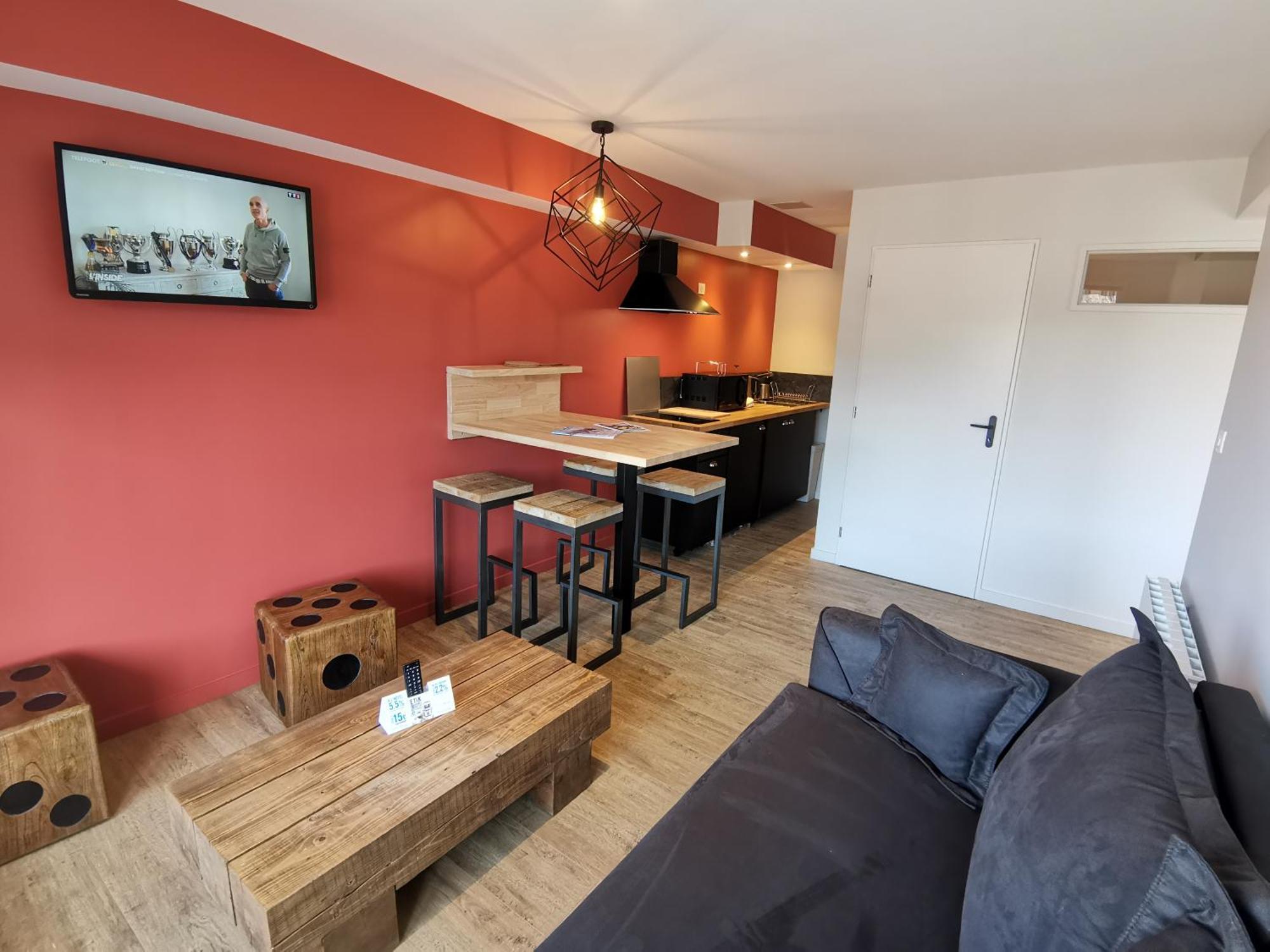 Logis Hotel Le Beau Site 샹봉 쉬르 라크 외부 사진