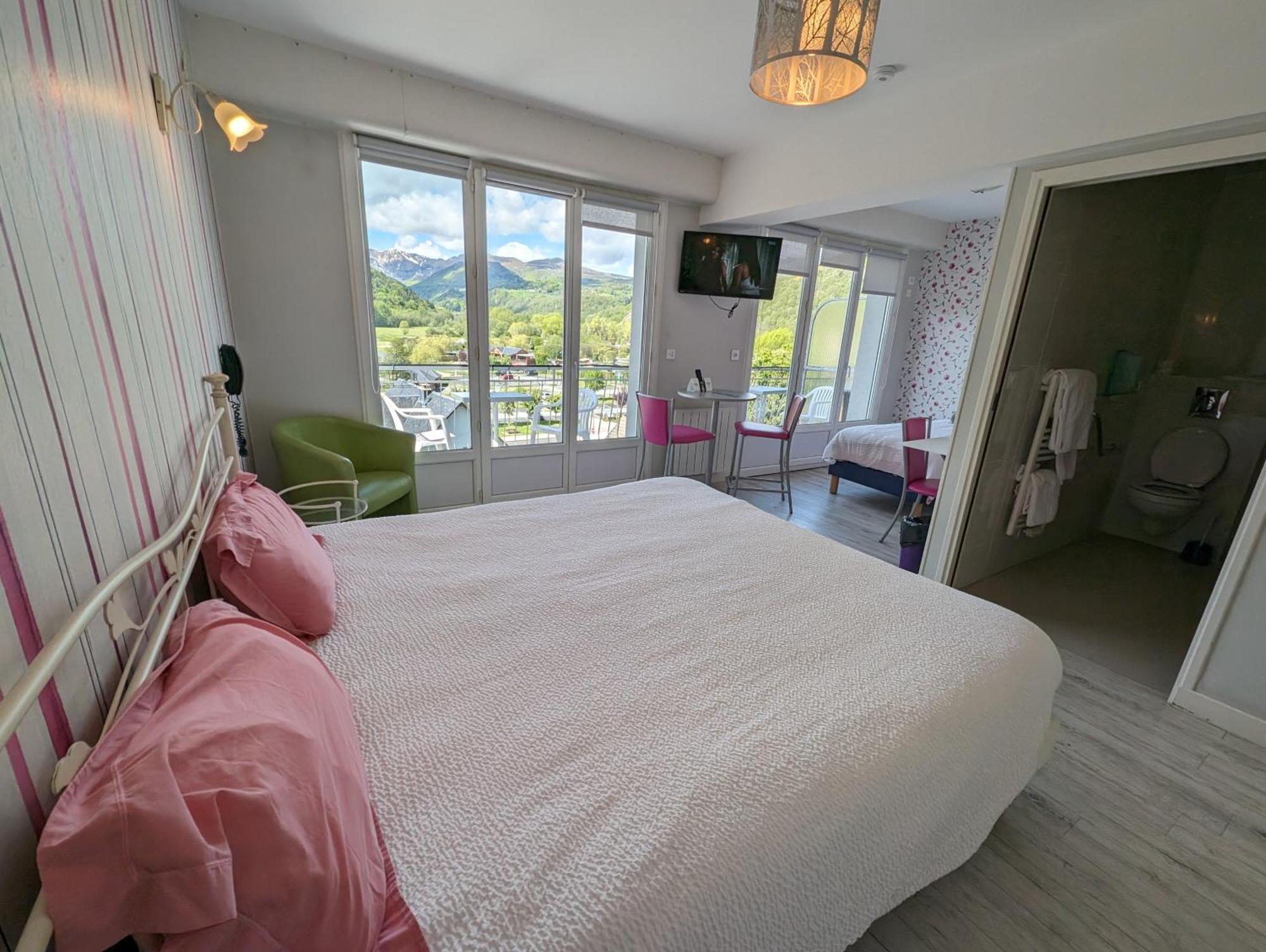 Logis Hotel Le Beau Site 샹봉 쉬르 라크 외부 사진