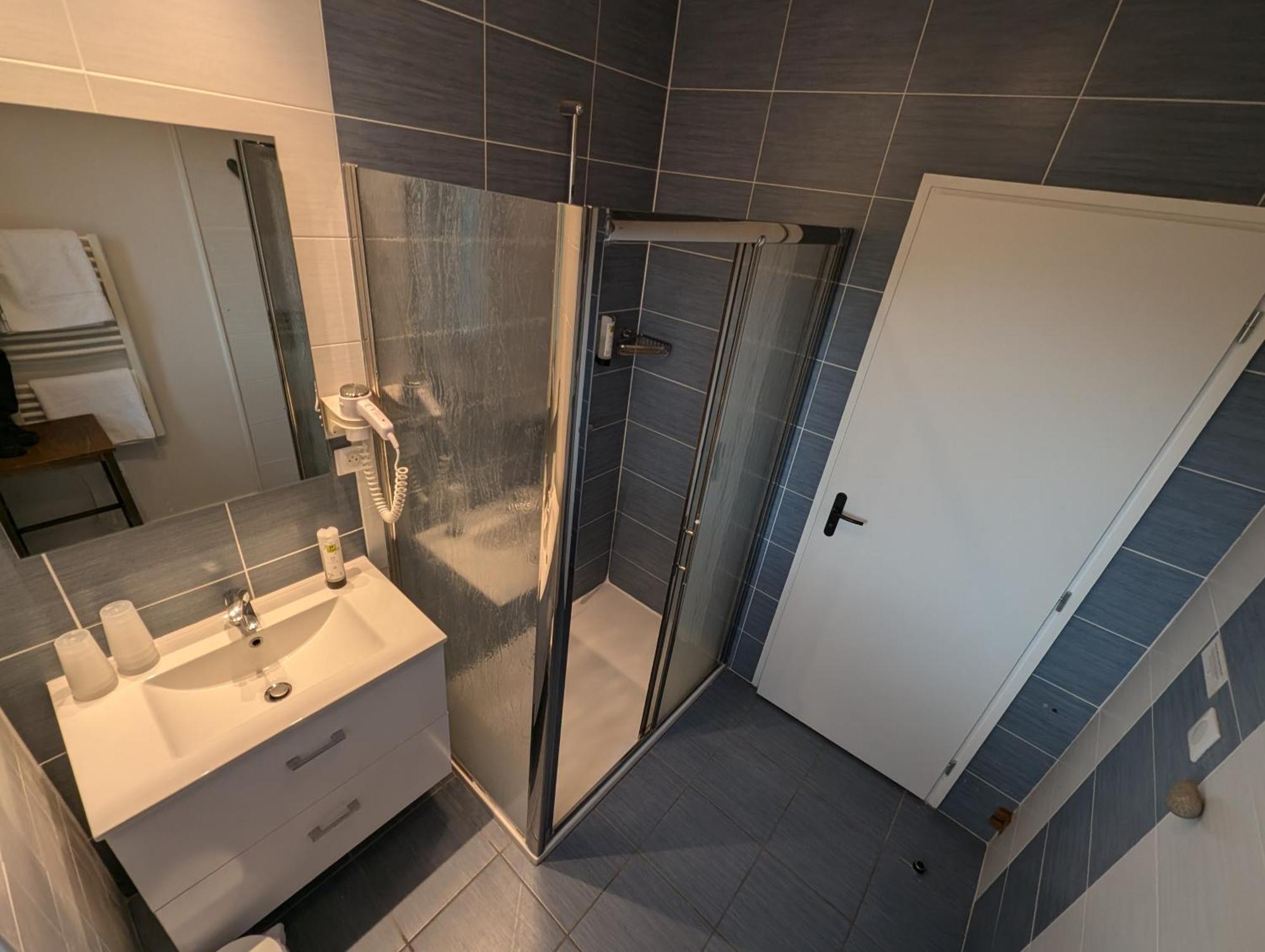 Logis Hotel Le Beau Site 샹봉 쉬르 라크 외부 사진