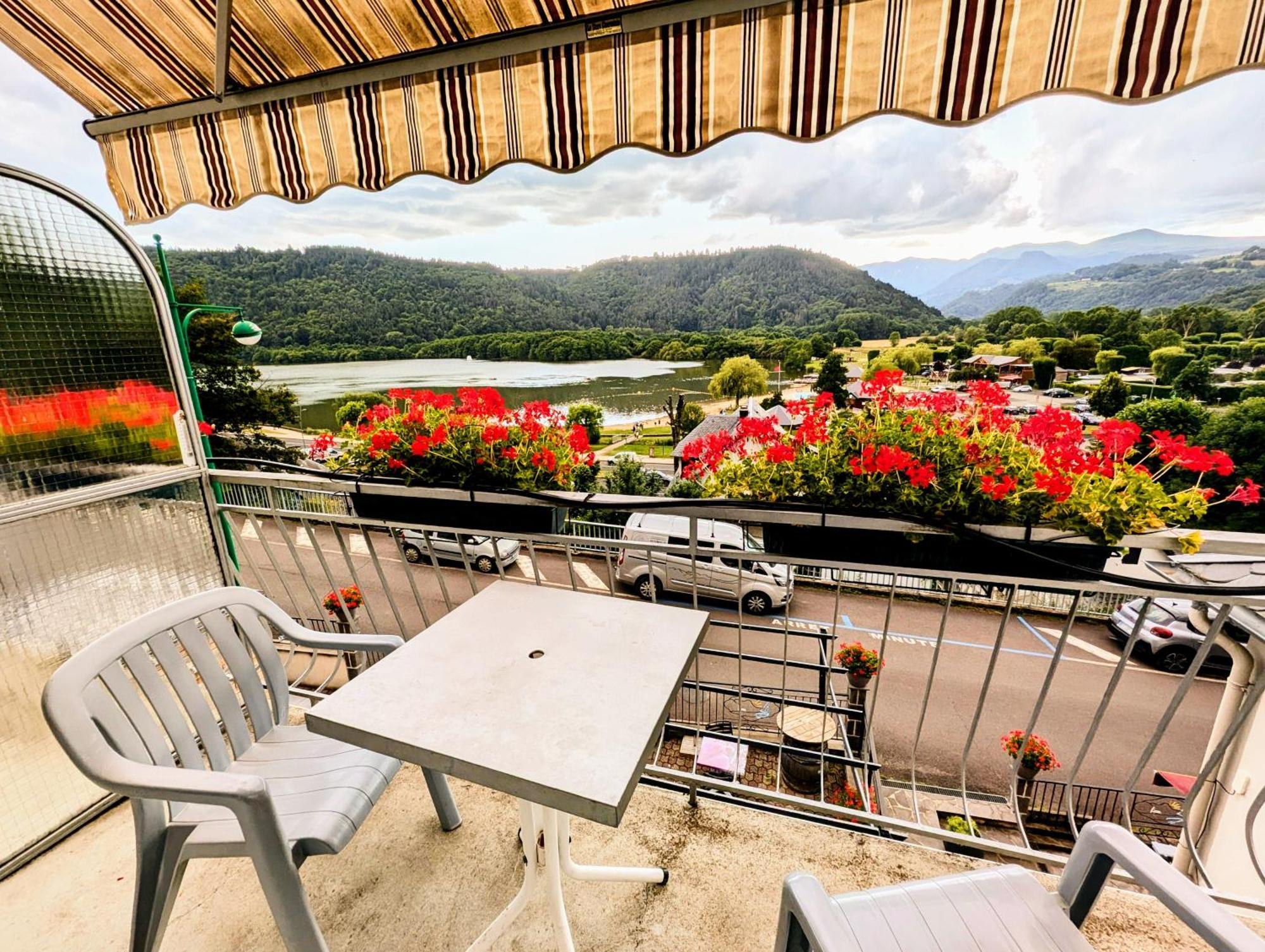 Logis Hotel Le Beau Site 샹봉 쉬르 라크 외부 사진